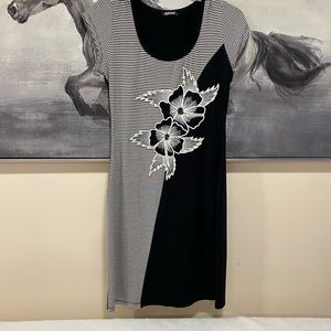 Black and white dress 😋